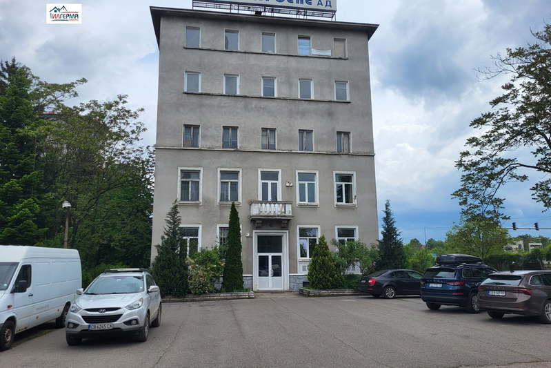 Office in Sofiya, Voenna Rampa