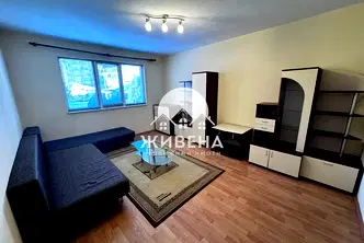 Обзаведен четиристаен апартамент с южна тераса в Цветен квартал