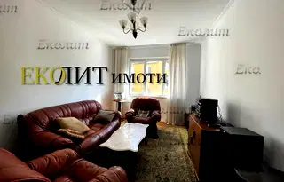 Просторен 4-стаен апартамент с две тераси в Докторски паметник, София