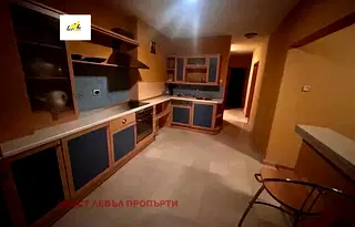 Просторен 4-стаен апартамент с две тераси в Красно село, София
