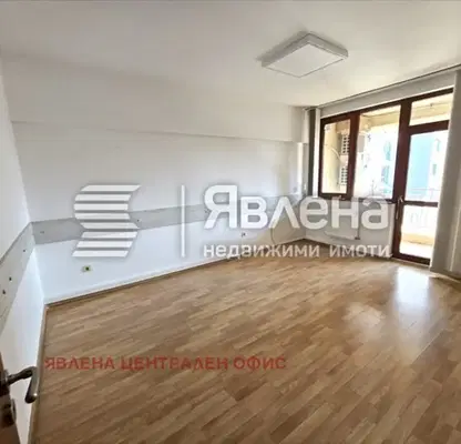 Снимка 2 — Многостаен апартамент в София, Лагера