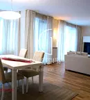 Просторен 4-стаен апартамент с две бани в Лозенец, София