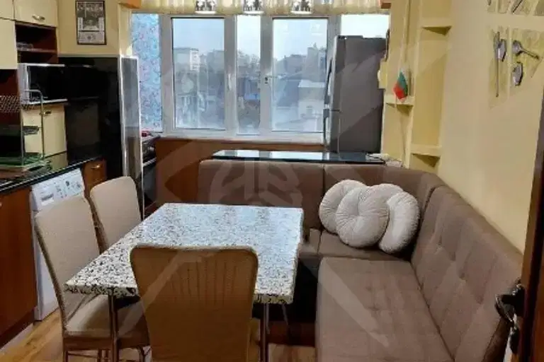 4-bedroom apartment in Plovdiv, Marasha