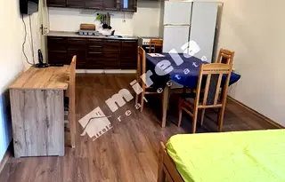 Четиристаен апартамент с три спални в Стрелбище, София