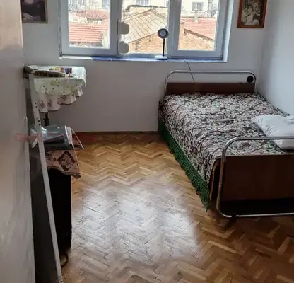 Photo 5 — 4-bedroom apartment in Raz, Varosh