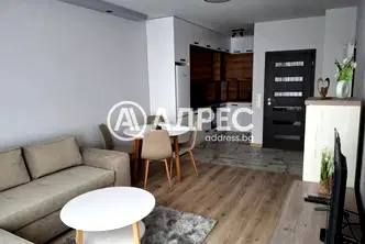 Двустаен апартамент в Студентски