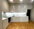 Снимка 3 — Луксозен 2-стаен апартамент с централно отопление в София, Център