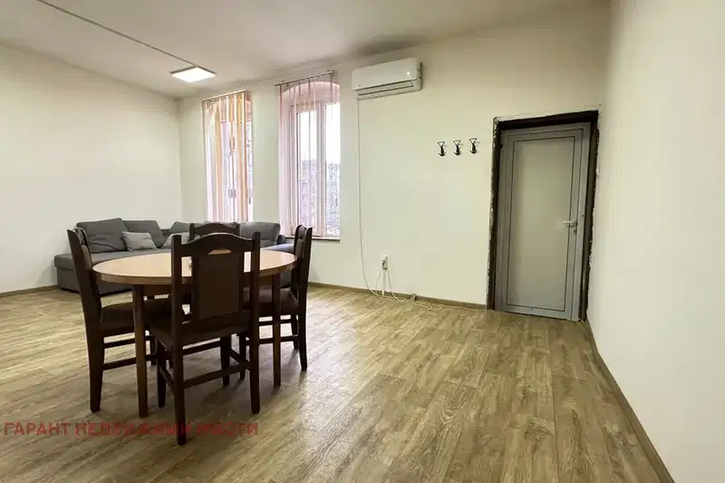Двустаен апартамент в Габрово, Център
