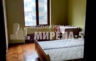 Двустаен апартамент в Русе, Център