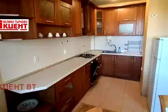 Двустаен апартамент във Велико Търново, Център