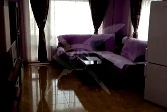 Двустаен апартамент с обзавеждане в центъра на Пловдив