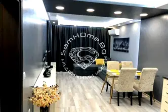 Двустаен апартамент във Варна, Център
