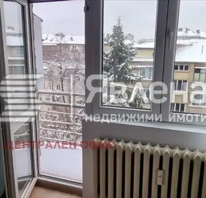 Снимка 5 — Двустаен апартамент в София, Център