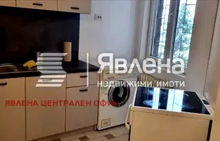 Двустаен апартамент в София, Център