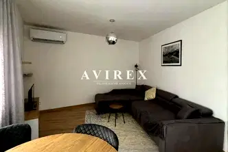 Двустаен апартамент под наем в центъра на Пловдив с добра локация