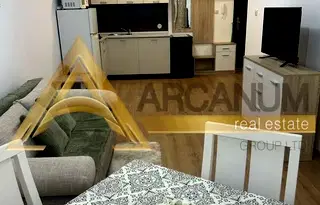 Двустаен апартамент с директен достъп до плажа в Чайка, Варна