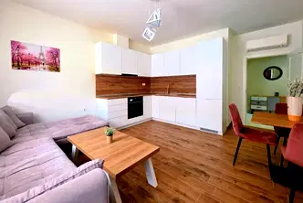 Функционален двустаен апартамент с климатик в Христо Смирненски