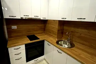 Луксозен двустаен апартамент с тераса в кв. Христо Смирненски, Пловдив