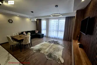 Обзаведен двустаен апартамент с тераса в Христо Смирненски, Пловдив