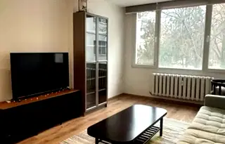 Двустаен апартамент в София, Изток