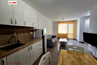 Обзаведен двустаен апартамент с асансьор в Кючук Париж, Пловдив