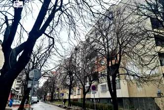 Двустаен апартамент с два балкона в Лагера, София