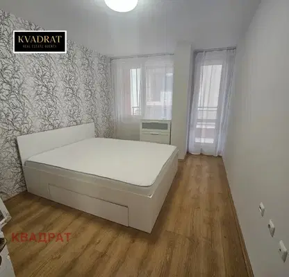 Снимка 3 — Обзаведен двустаен апартамент с климатик в Левски 1, Варна