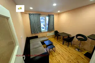 Двустайен апартамент с обзавеждане и ТЕЦ в Лозенец, София