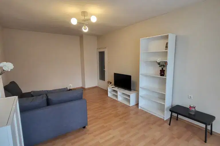 2-bedroom apartment in Sofiya, Lozenec