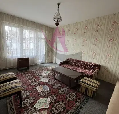 Снимка 3 — Двустаен апартамент в Лятно кино Тракия, Варна с асансьор