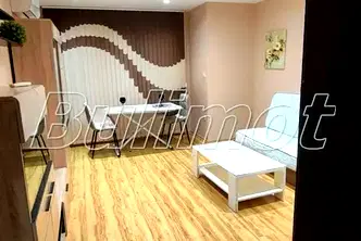 Двустаен апартамент във Варна, Лятно кино Тракия
