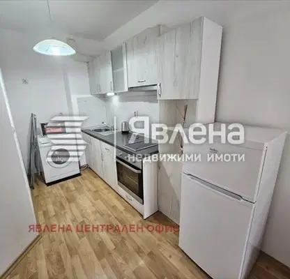 Снимка 2 — Двустаен апартамент в София, Младост 4