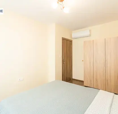 Photo 5 — Two-room apartment with two terraces and underground parking space in the centre of Varna