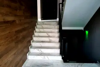 Двустаен апартамент с обзавеждане и техника в Остромила, Пловдив