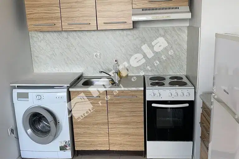 Двустаен апартамент с тераса и ТЕЦ в Овча купел 2, София