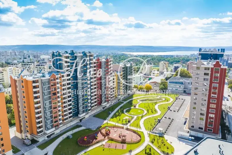 Луксозен двустаен апартамент с панорамна гледка в Победа, Варна