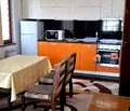Снимка 2 — Двустаен апартамент с балкон в Редута, София
