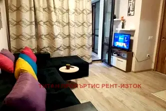 Просторен двустаен апартамент с тераса в Сарафово, Бургас