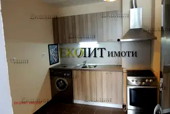 Луксозен двустаен апартамент с тераса в Слатина, София