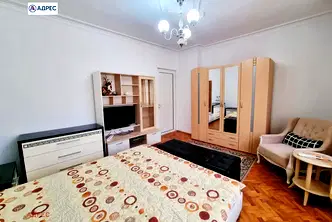 Двустаен апартамент с две тераси до Червения площад във Варна