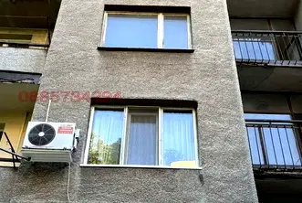 Двустаен апартамент с климатици и интернет в Въстанически, Пловдив