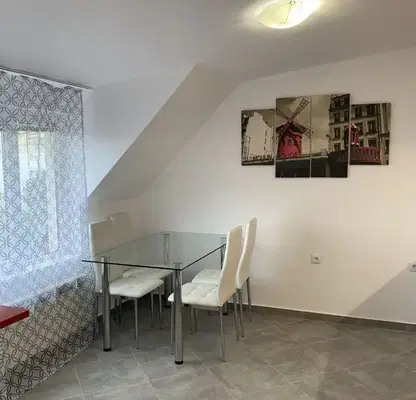 Photo 4 — Stylish two-room apartment with functional layout in Zona B-19, Sofia