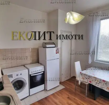 Снимка 2 — Двустаен апартамент с модерно обзавеждане в Зона Б-5, София