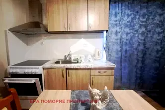 Двустаен апартамент в Бургас, Поморие