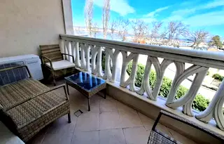 Уютен двустаен апартамент с тераса близо до морето в Аспарухово, Варна
