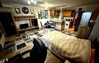 Обзаведен едностаен апартамент с тераса в Лазур, Бургас