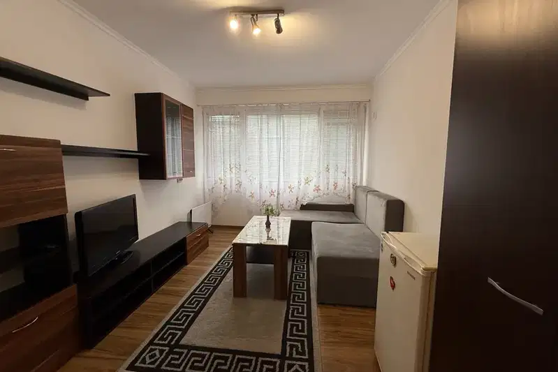 Едностаен апартамент във Варна, Левски 1