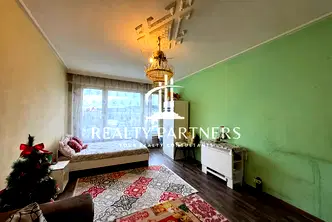 Едностаен апартамент в Перник, Мошино