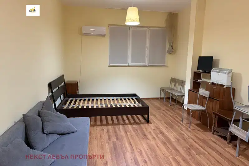 Къща с 2 етажа и панорамна гледка в с. Джурково, област Пловдив
