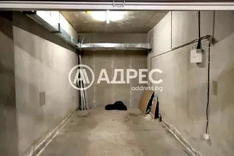 Гараж/Паркомясто в София, Бояна